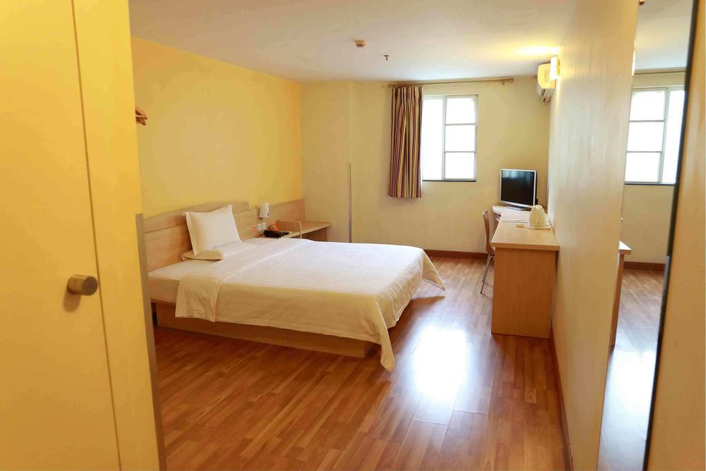 7Days Inn Foshan Coach Terminal Camera foto