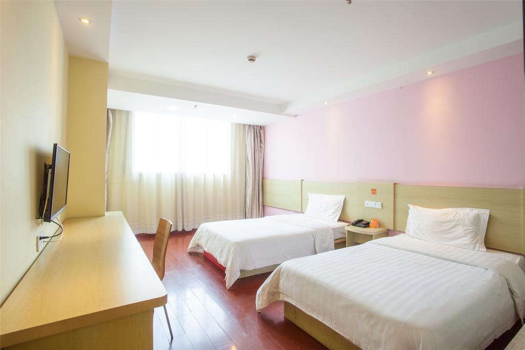 7Days Inn Foshan Coach Terminal Esterno foto